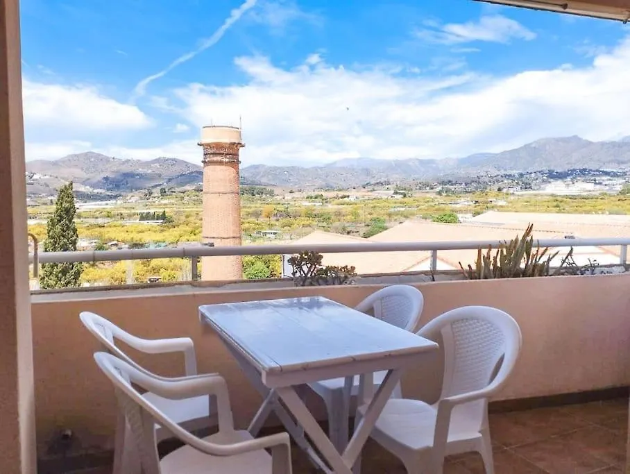 Apartment Spacious 4 Bedroom With Parking In Town Centre, Nerja